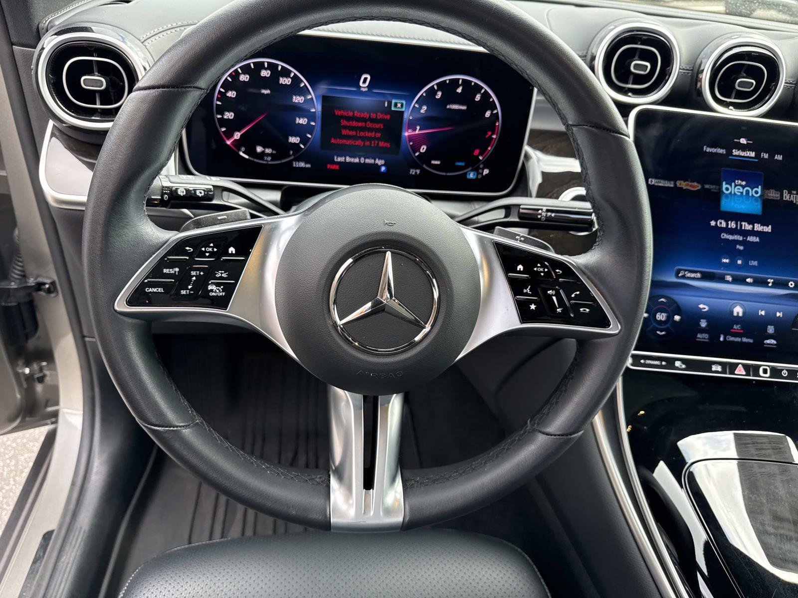 Used 2024 Mercedes-Benz GLC 300 image 27