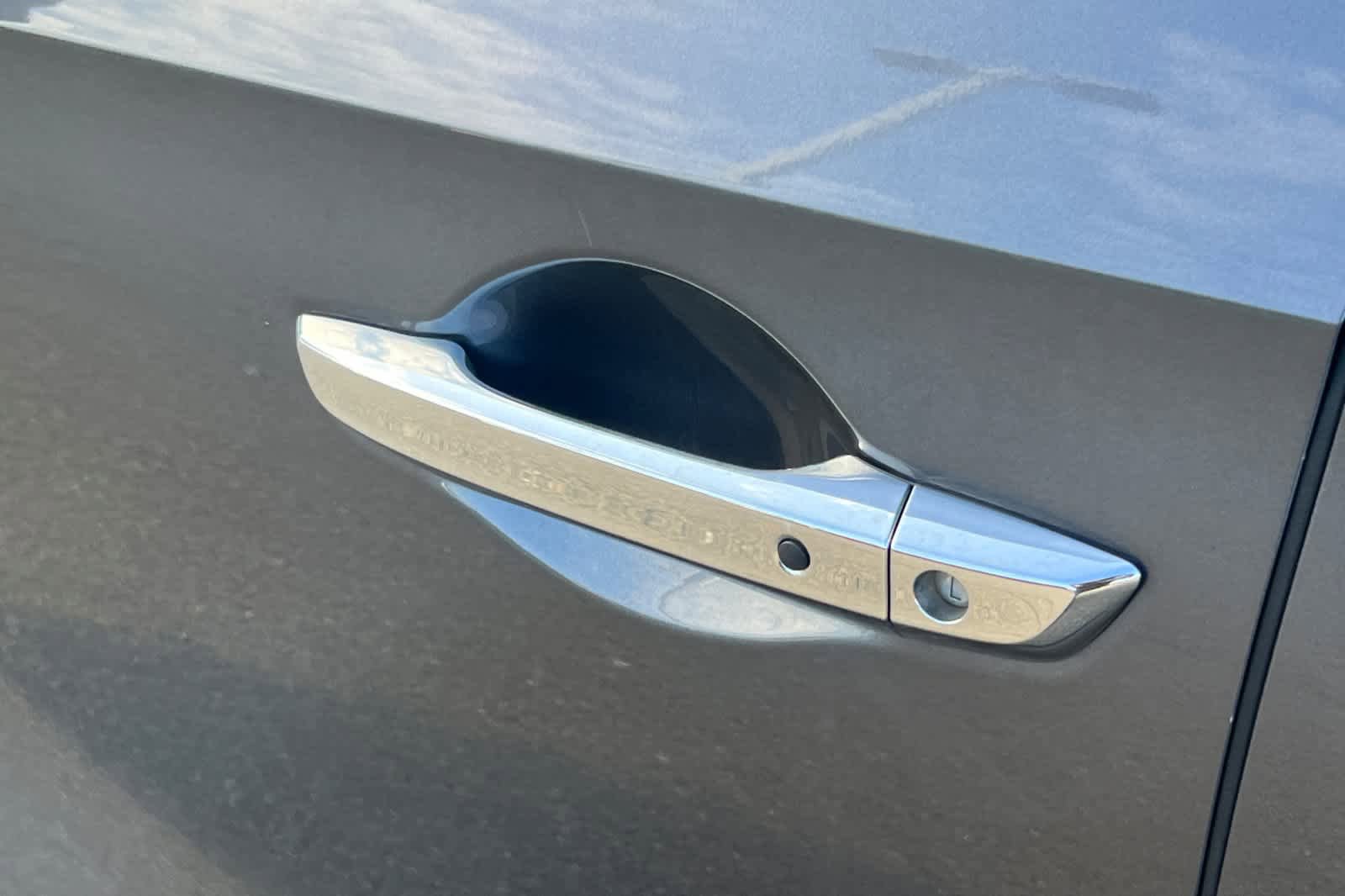 Used 2018 Honda Odyssey Touring image 7
