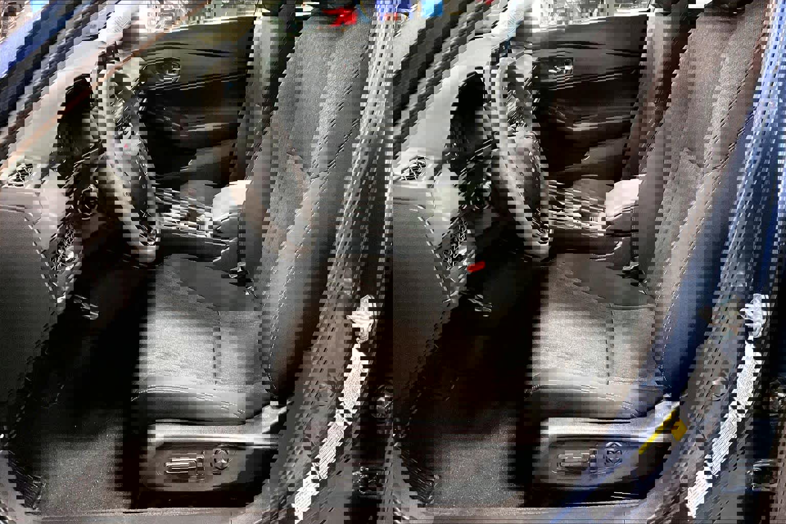 Used 2023 Honda Accord EX image 9