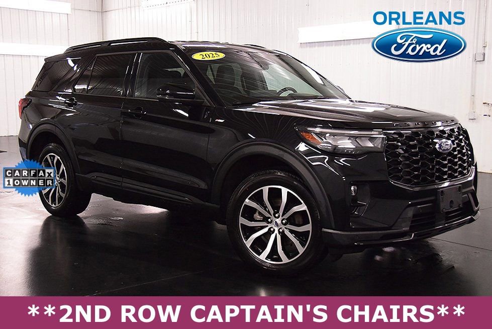 Used 2025 Ford Explorer ST-Line image 1