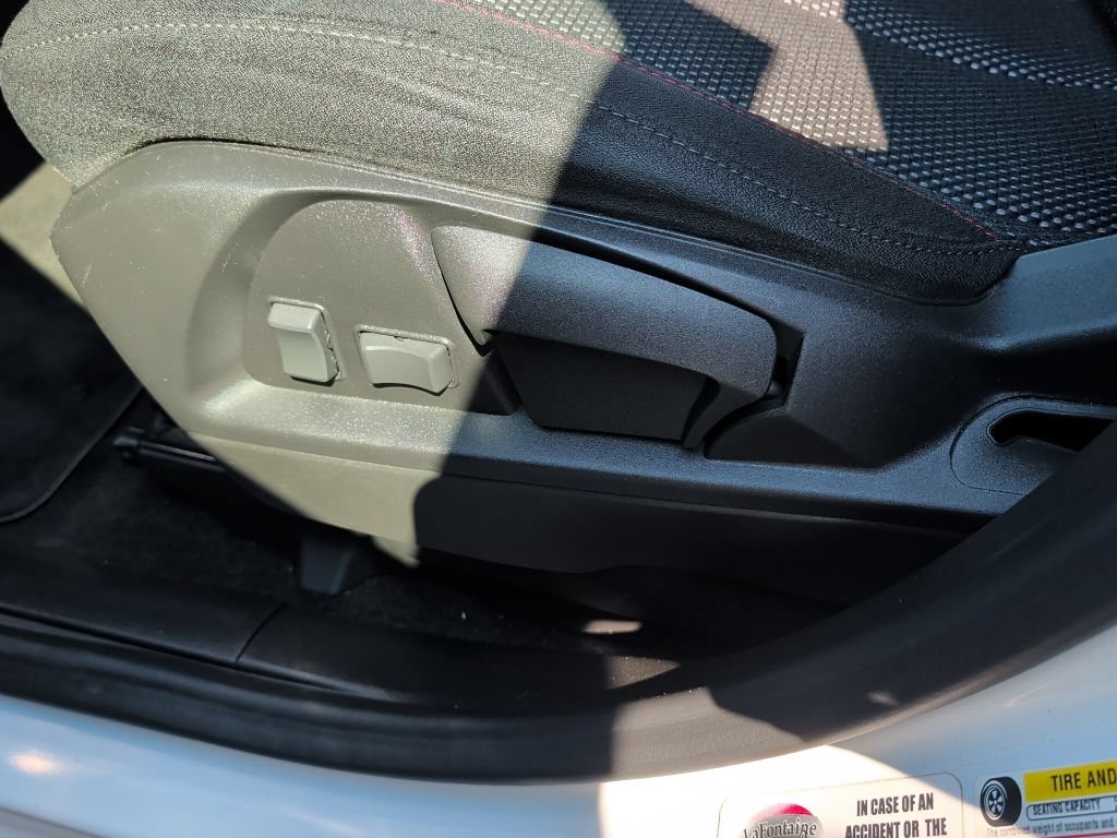 Used 2017 GMC Terrain SLE FWD image 12
