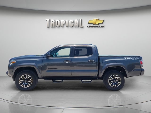 Used 2020 Toyota Tacoma TRD Sport AWD/4WD image 2