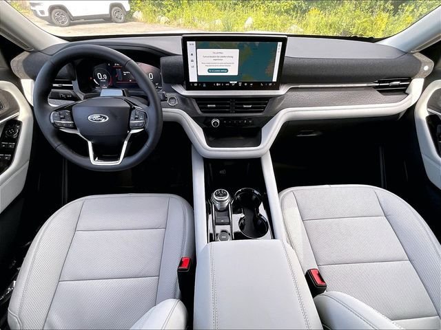 New 2026 Ford Explorer Platinum w/ LUX Leather Package AWD/4WD image 12
