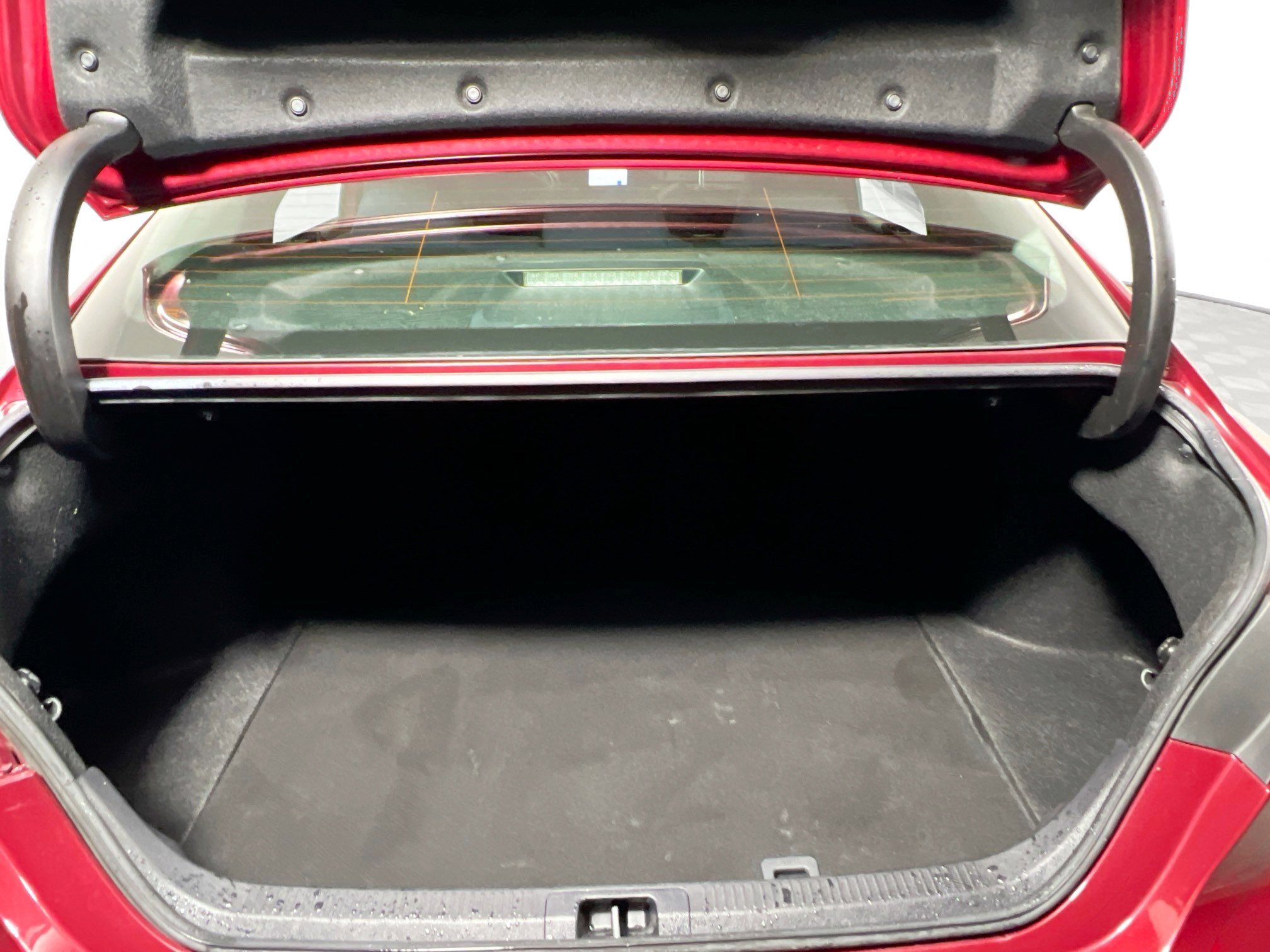 Used 2021 Toyota Camry LE FWD image 33