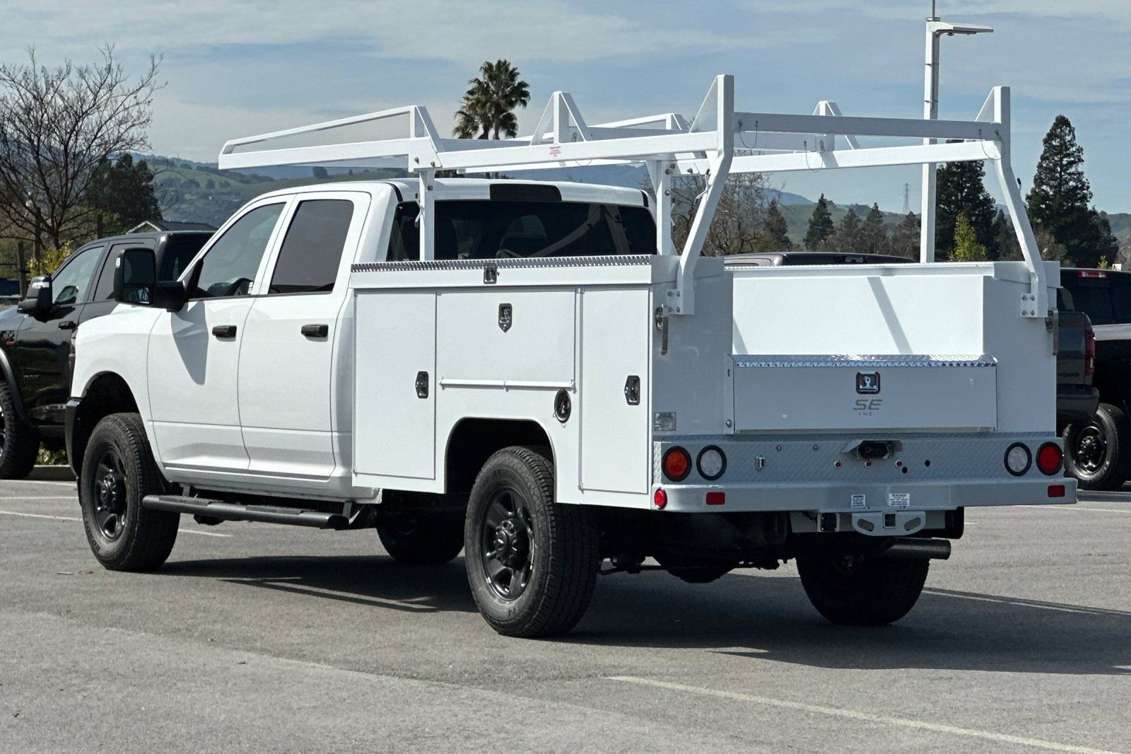 New 2026 RAM 3500 Tradesman AWD/4WD image 6