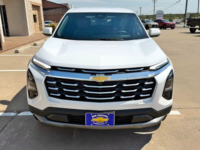 New 2027 Chevrolet Equinox LT w/ Convenience Package II FWD image 8