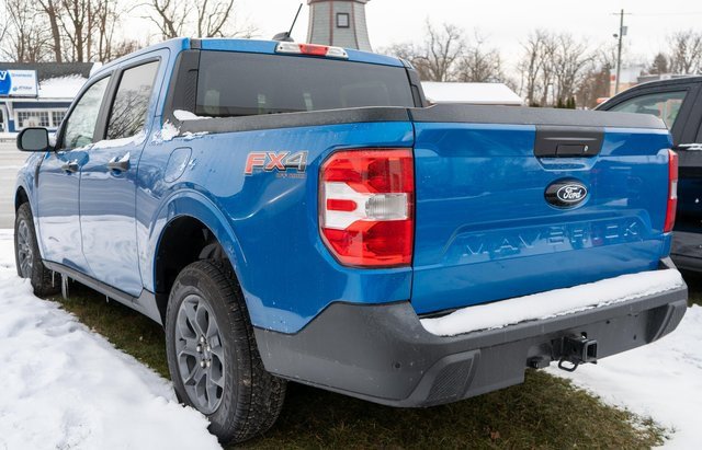 New 2025 Ford Maverick XLT w/ XLT Luxury Package image 6