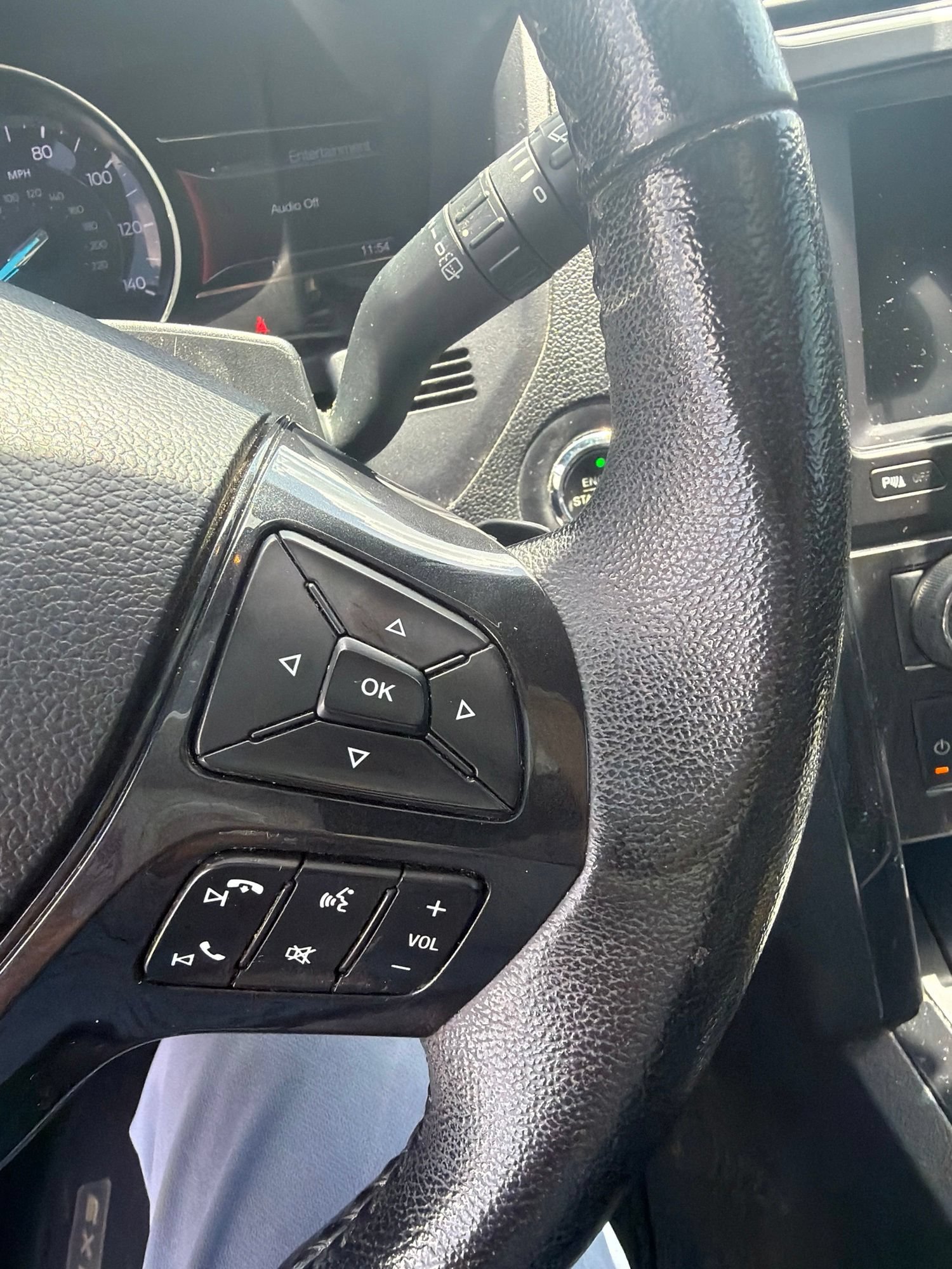 Certified 2017 Ford Explorer XLT w/ Equipment Group 202A AWD/4WD image 10