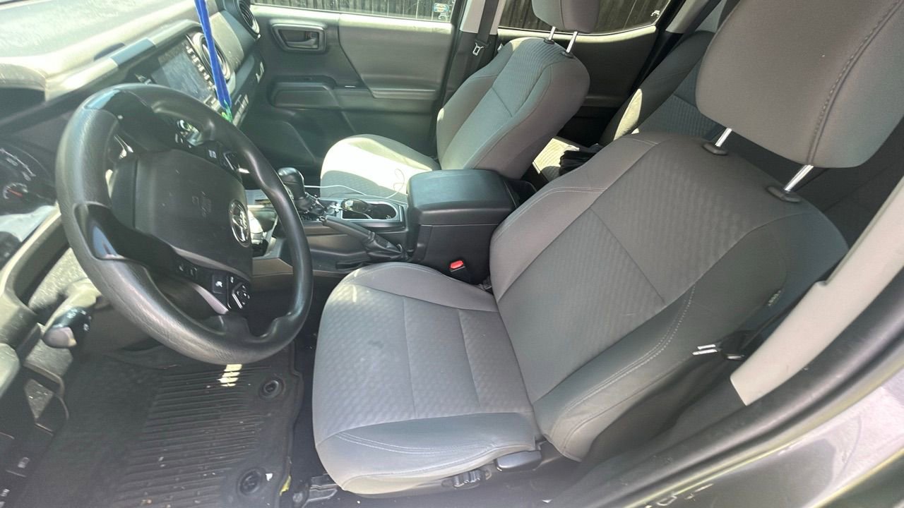 Used 2021 Toyota Tacoma SR w/ SR Convenience Package RWD image 3