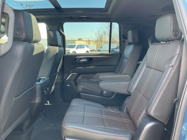 Certified 2026 Chevrolet Suburban High Country w/ Sun And Tow Package AWD/4WD image 10