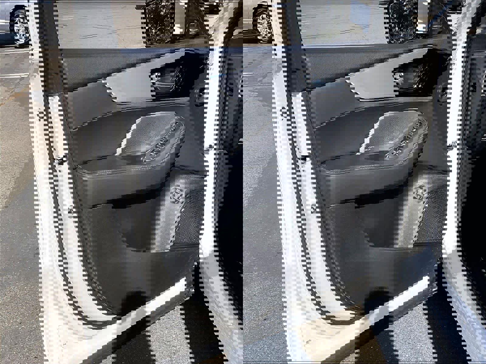 Used 2025 Acura MDX FWD w/ Technology Package image 25