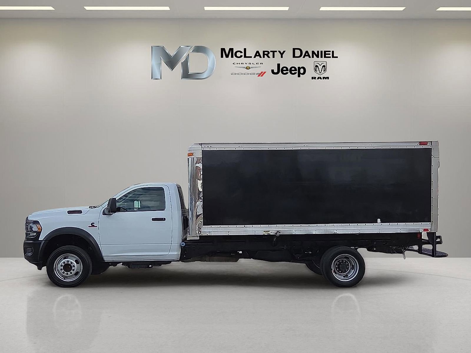 Used 2023 RAM 5500 Tradesman w/ Max Tow Package image 3