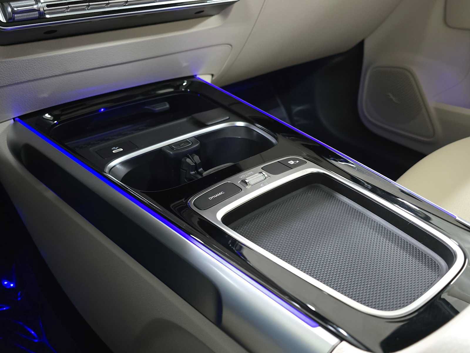 Certified 2026 Mercedes-Benz GLB 250 4MATIC image 32