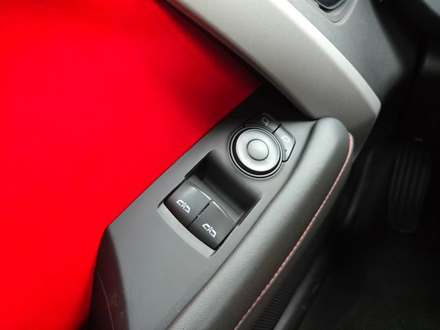 Used 2021 Chevrolet Camaro LT w/ Technology Package image 17