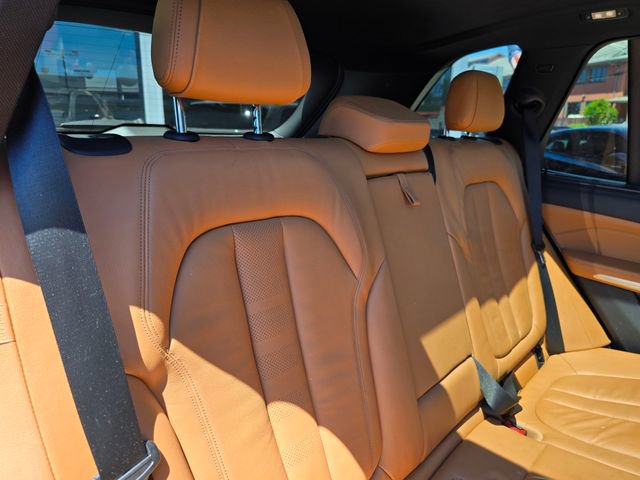 Used 2019 BMW X5 xDrive40i w/ Executive Package AWD/4WD image 39
