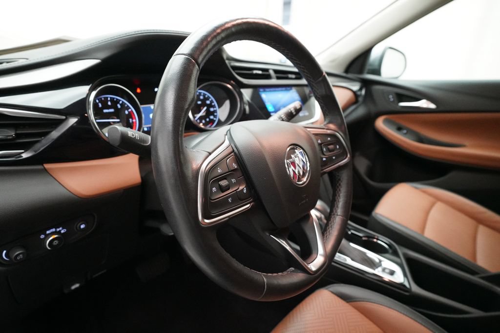 Used 2020 Buick Encore GX Essence FWD image 8