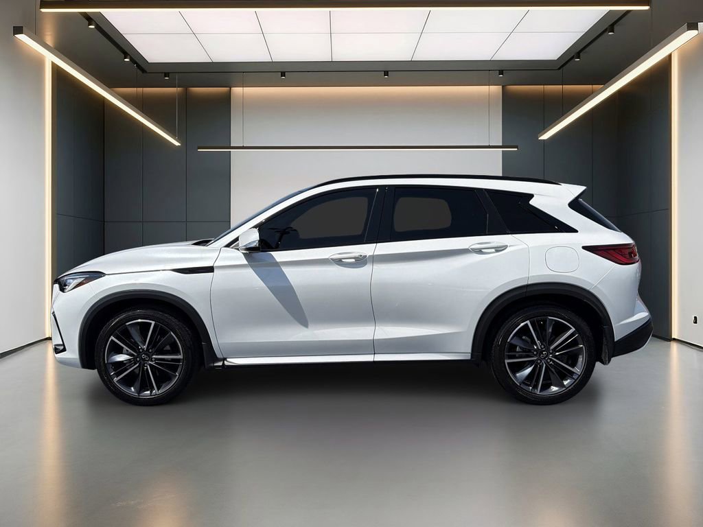 Used 2024 INFINITI QX50 Sport FWD image 2