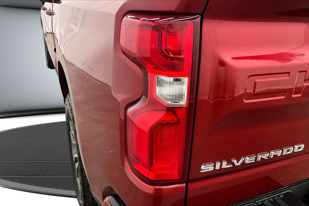 Used 2023 Chevrolet Silverado 1500 RST AWD/4WD image 24
