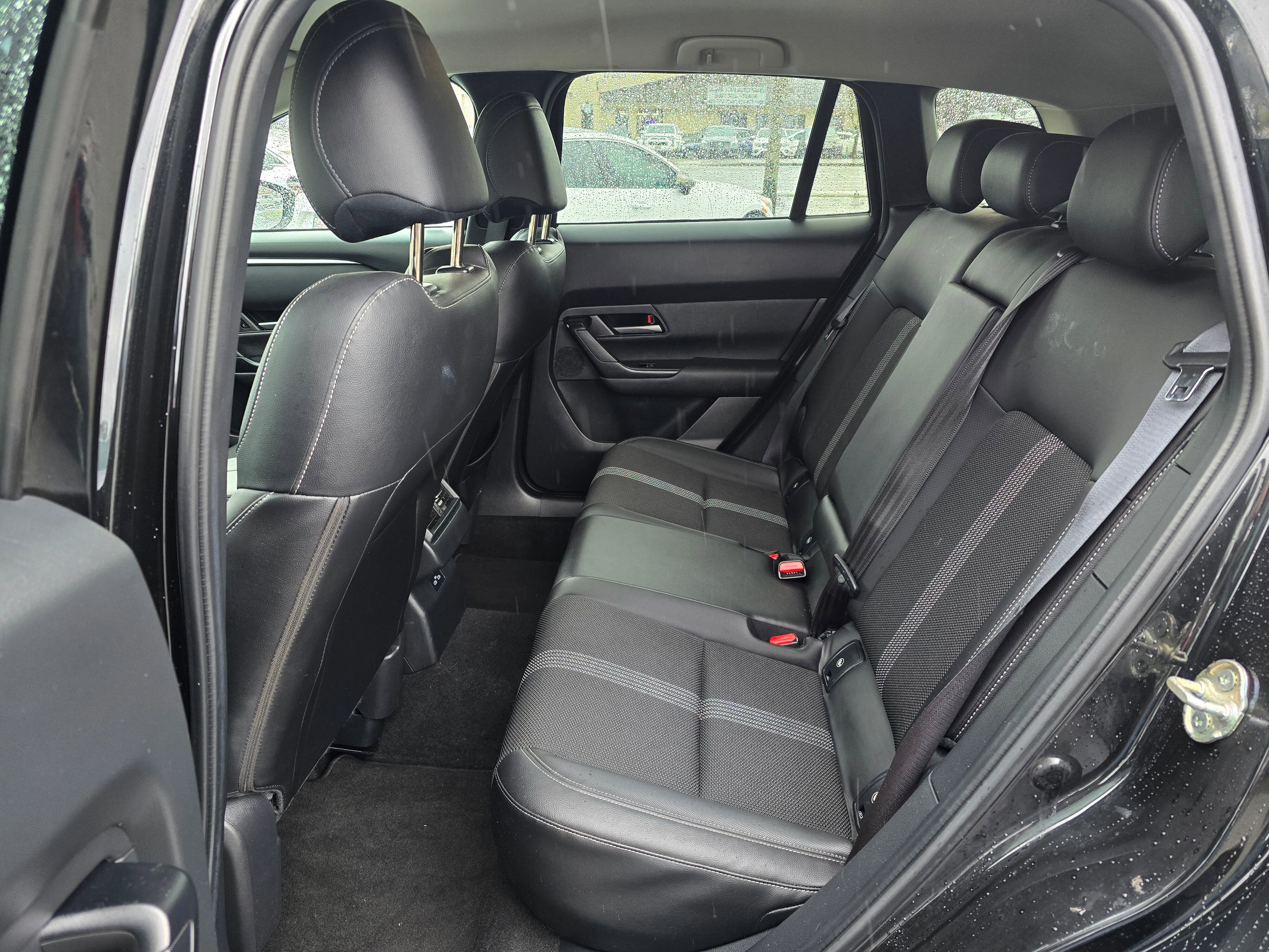 Used 2025 MAZDA CX-50 AWD 2.5 S w/ Weather Package image 16