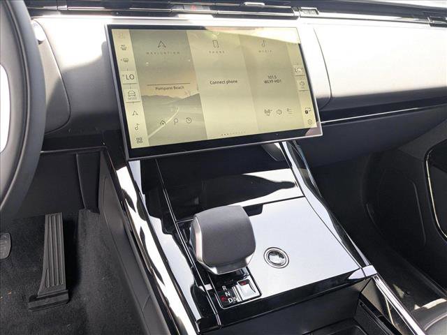 New 2025 Land Rover Range Rover Sport SE image 12