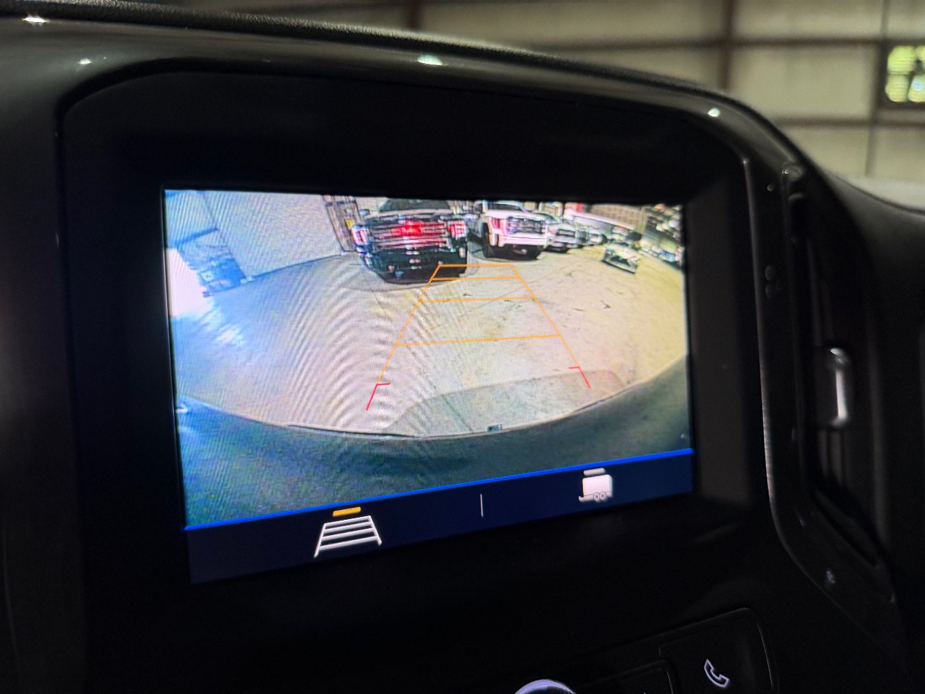Used 2020 Chevrolet Silverado 1500 Custom Trail Boss w/ Custom Convenience Package AWD/4WD image 31