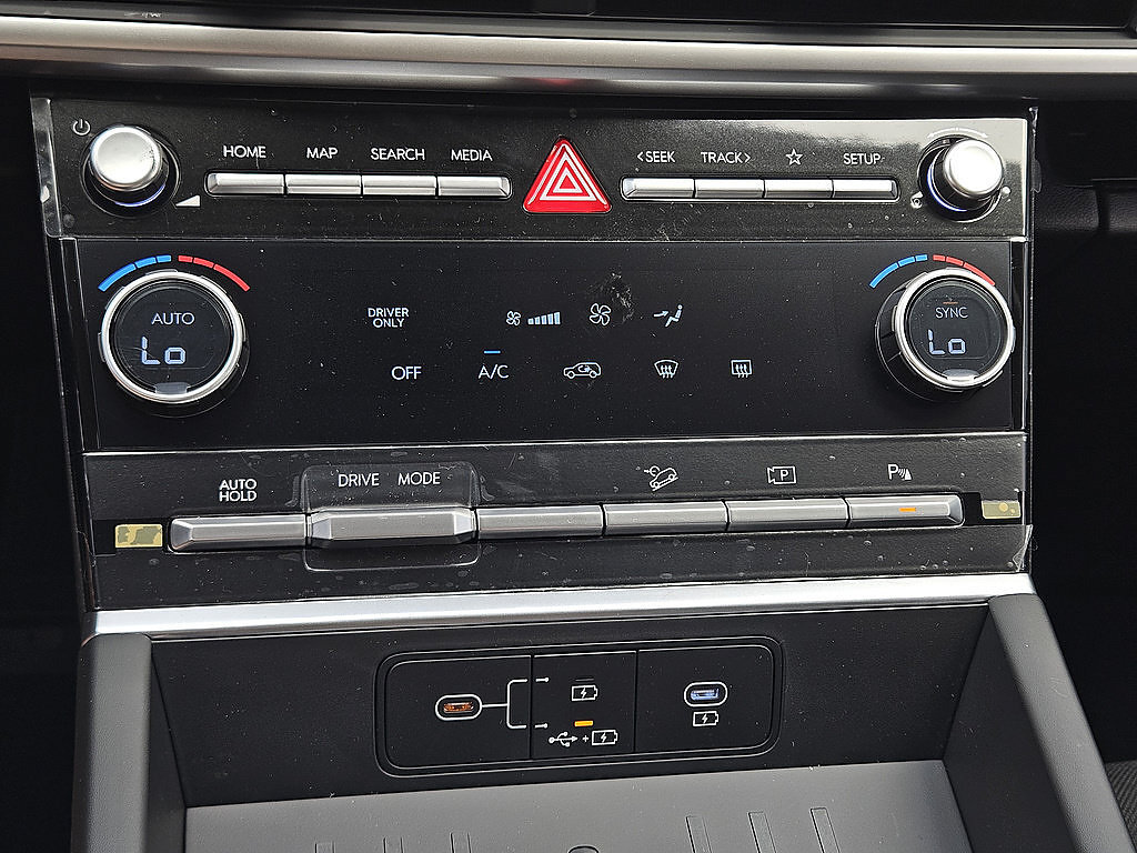 New 2026 Hyundai Santa Fe SE FWD image 19