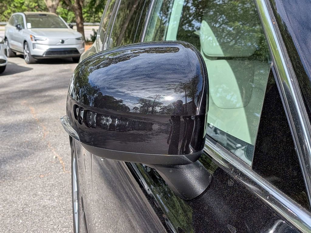 Certified 2023 Volvo XC90 B5 Core w/ Protection Package Premier image 11