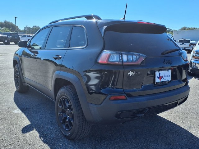 Used 2022 Jeep Cherokee Latitude AWD/4WD image 5