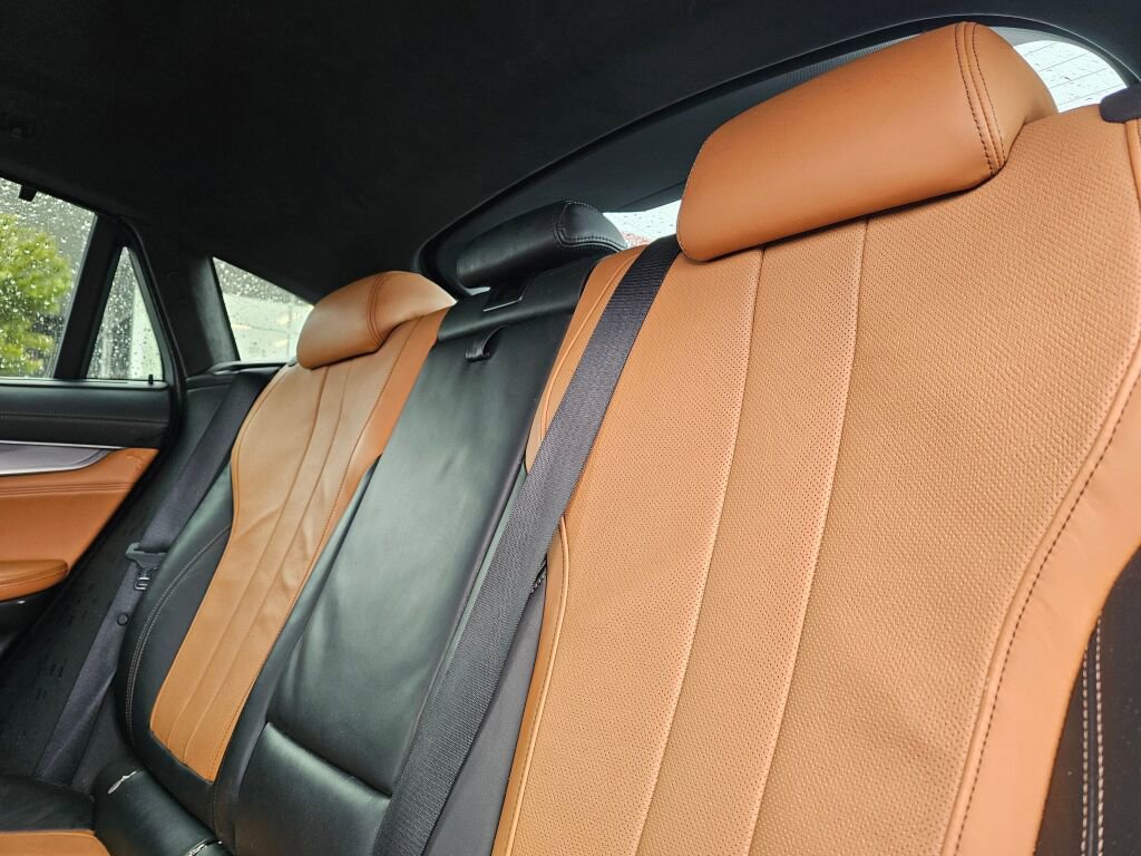 Used 2017 BMW X6 xDrive50i image 18