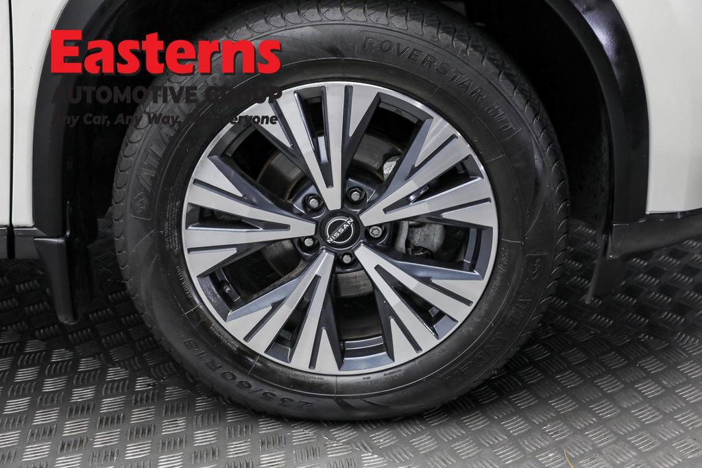 Used 2022 Nissan Rogue SV image 29