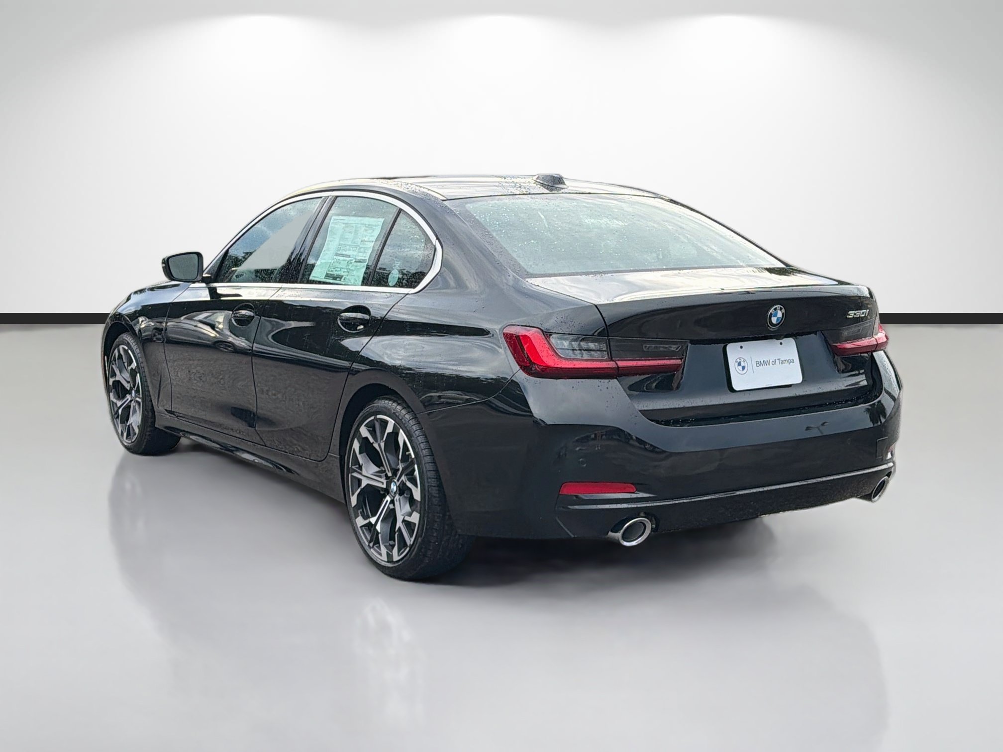 New 2026 BMW 330i Sedan w/ Convenience Package RWD image 5