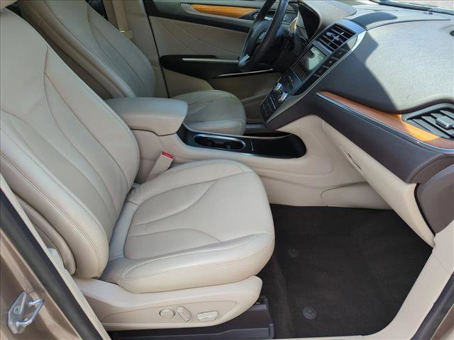 Used 2019 Lincoln MKC Select w/ Select Plus Package image 20