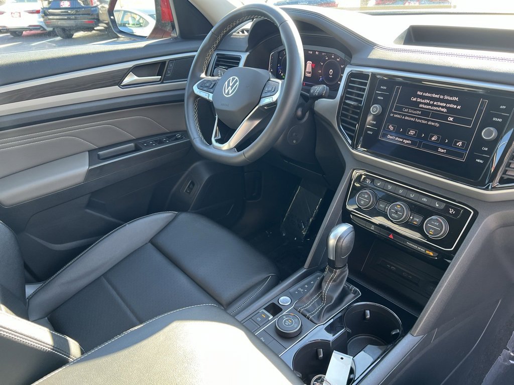 Used 2023 Volkswagen Atlas SE image 38