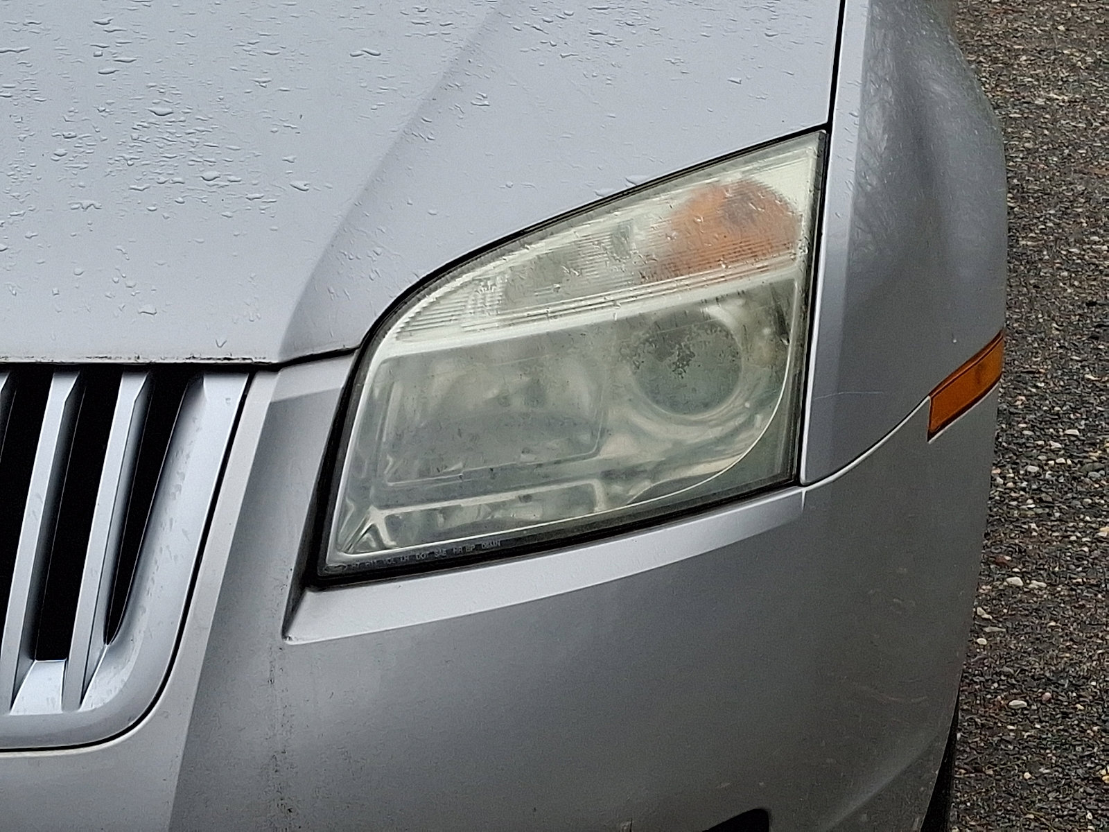 Used 2009 Mercury Milan image 4