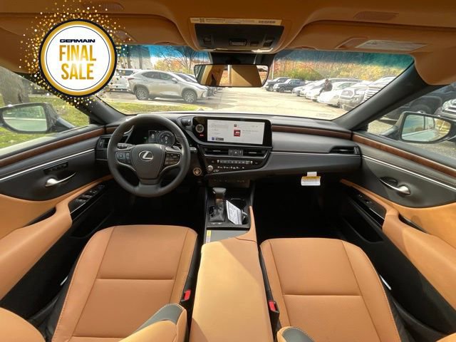 New 2025 Lexus ES 300h w/ Premium Package image 11