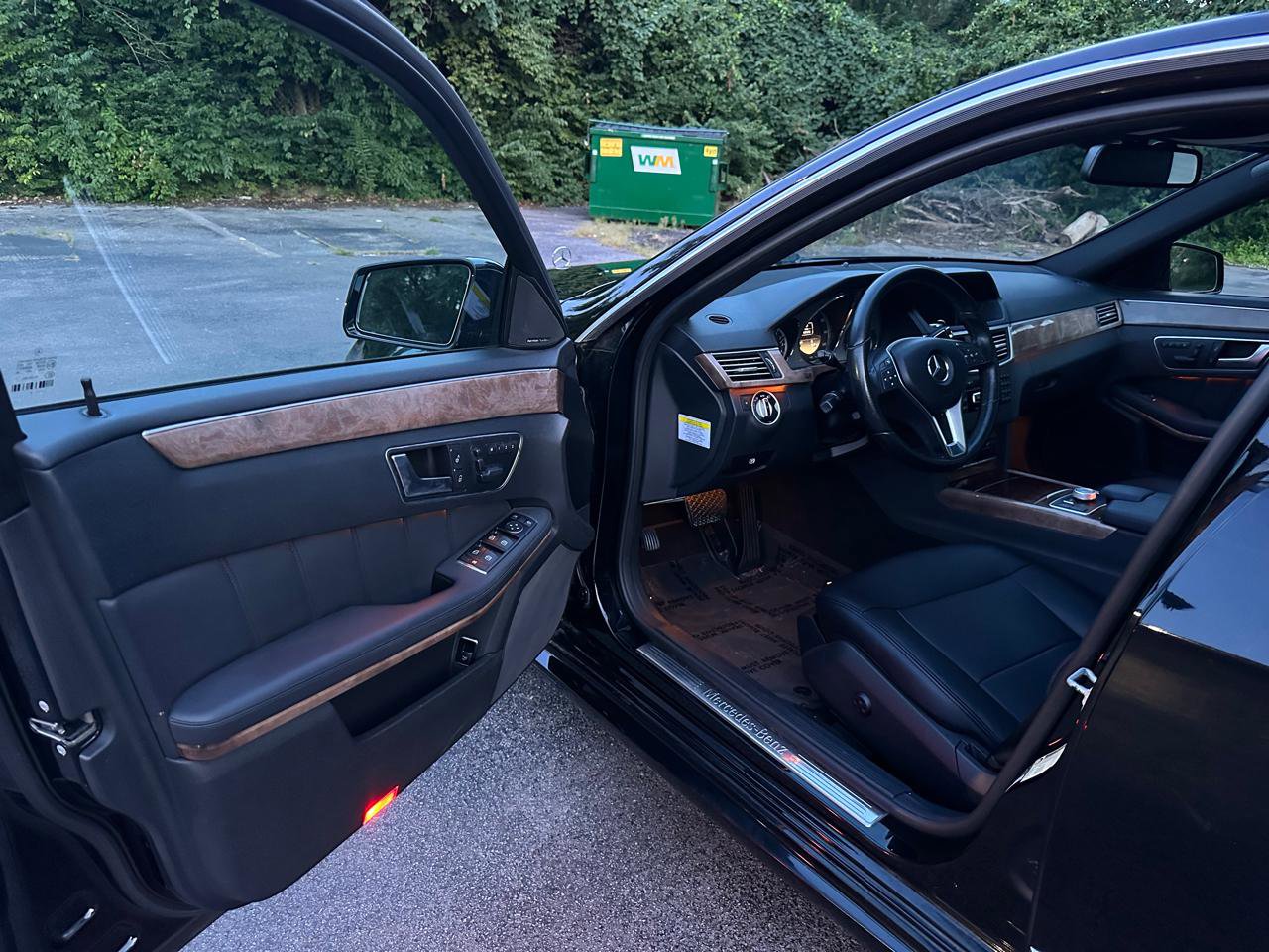 Used 2012 Mercedes-Benz E 350 4MATIC Sedan image 13