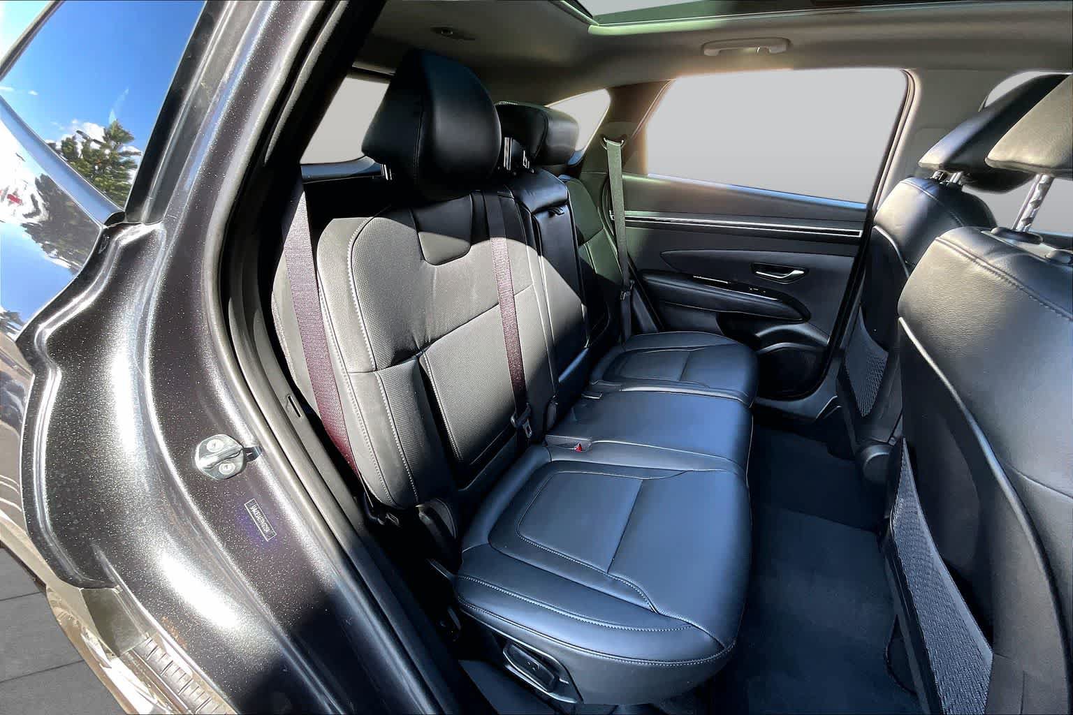 Used 2023 Hyundai Tucson Limited FWD image 19