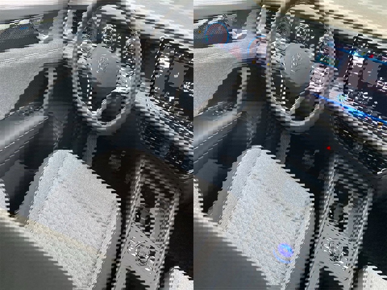 New 2025 Volkswagen Tiguan S image 10