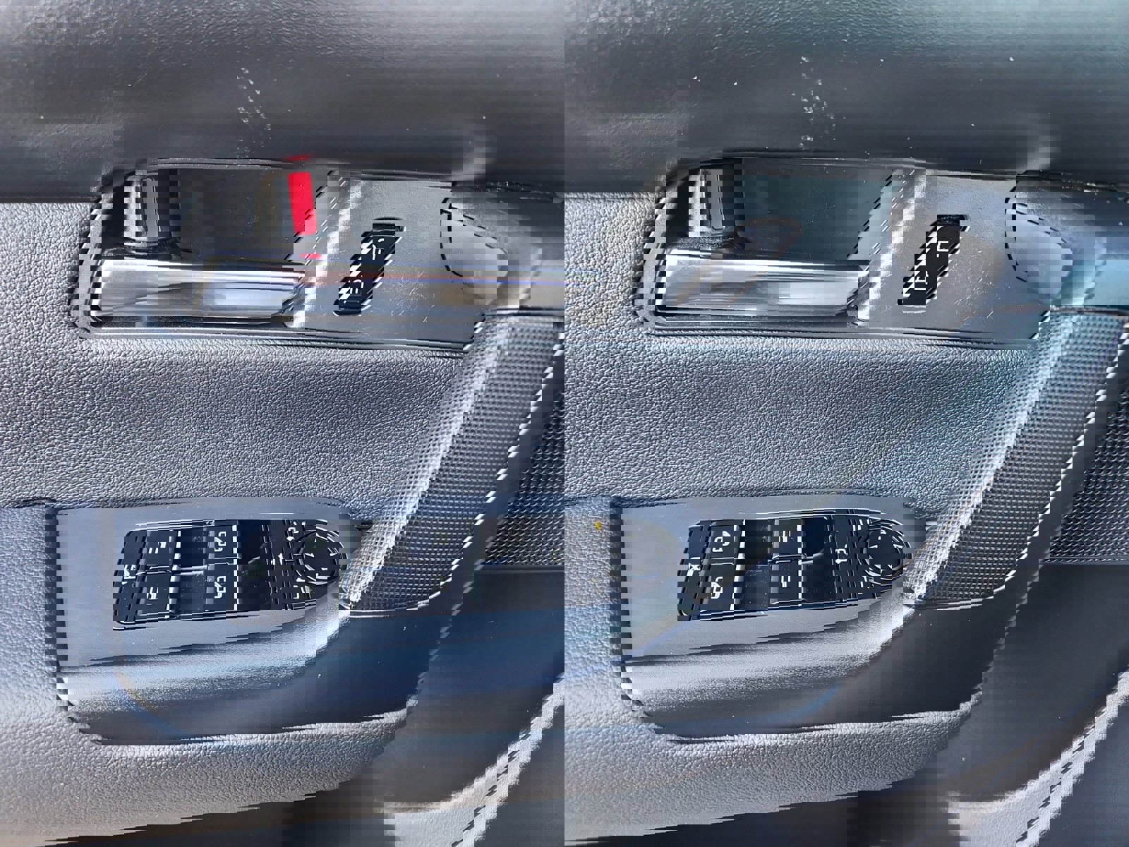 Used 2025 MAZDA CX-50 AWD 2.5 S w/ Cargo Package image 20