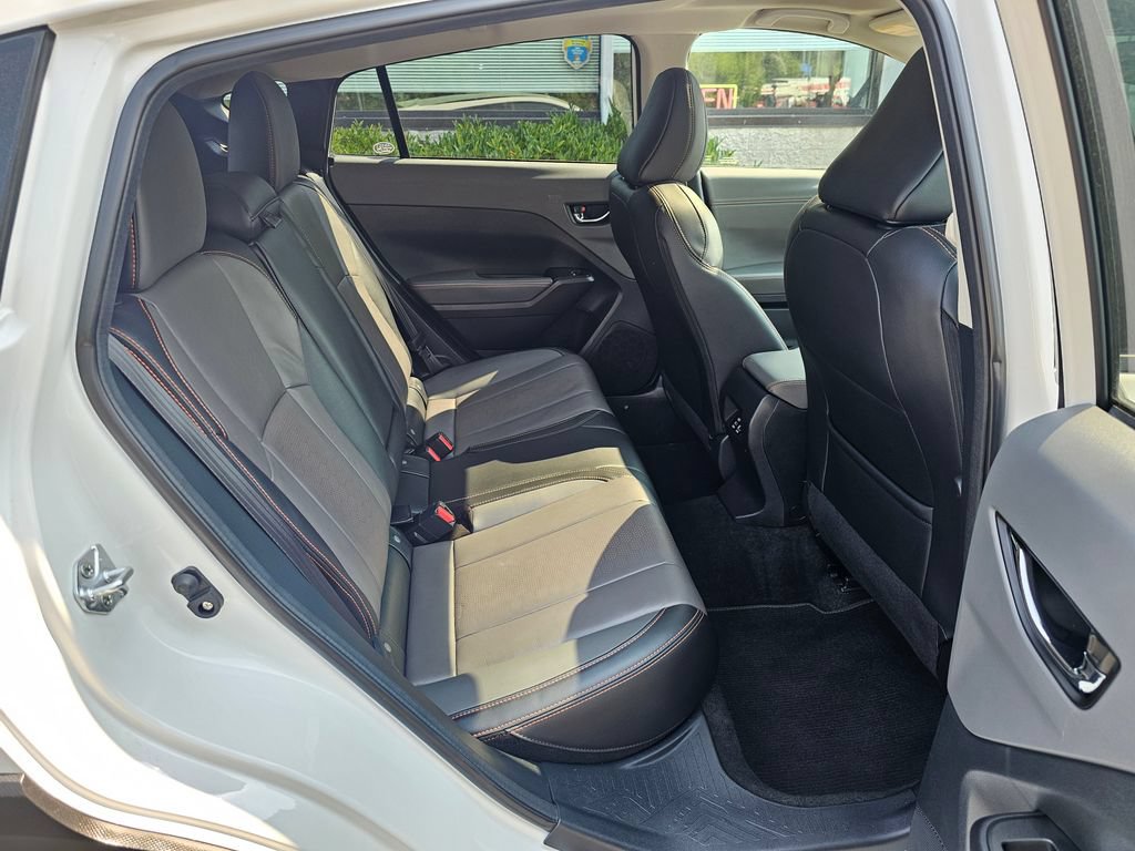 Used 2024 Subaru Crosstrek 2.5i Limited w/ Crosstrek Mirror Package AWD/4WD image 12