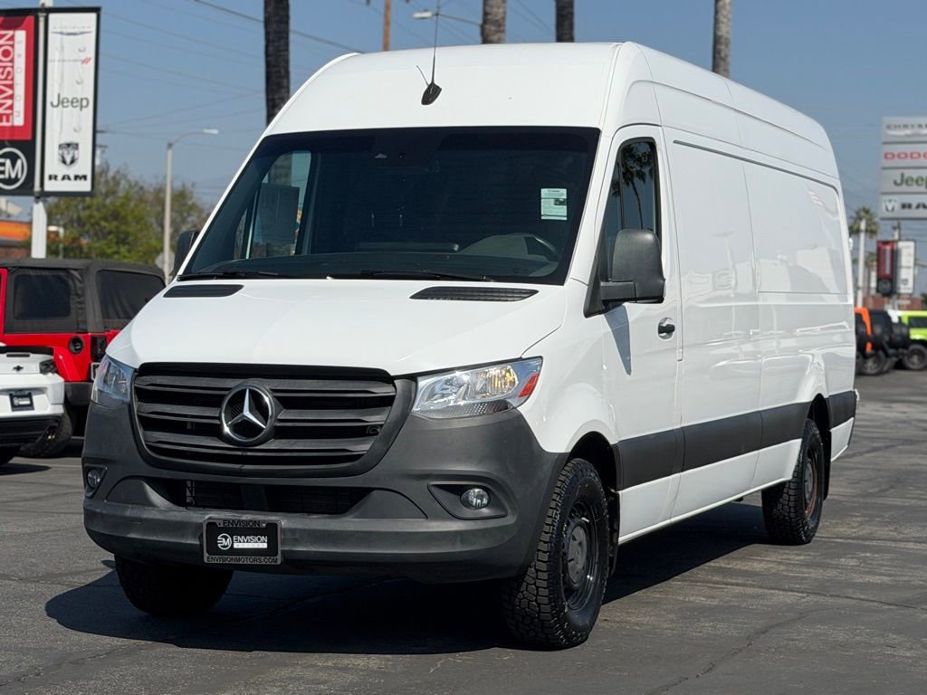 Used 2023 Mercedes-Benz Sprinter 2500 w/ Acoustic Package image 5