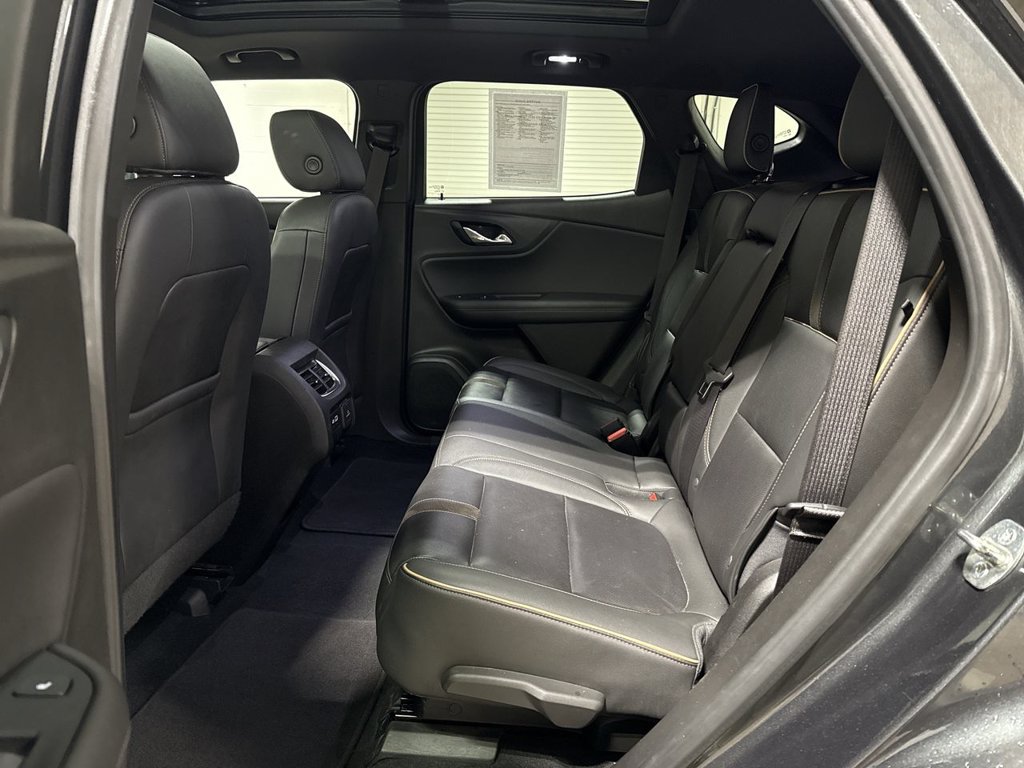 Used 2019 Chevrolet Blazer Premier w/ Sun and Wheels Package AWD/4WD image 24