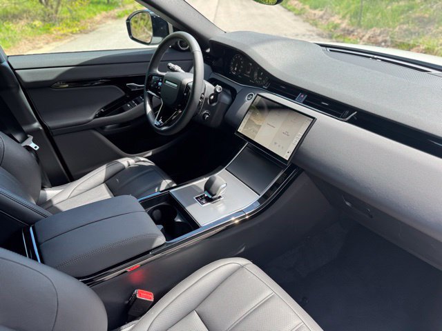 New 2026 Land Rover Range Rover Evoque S AWD/4WD image 19