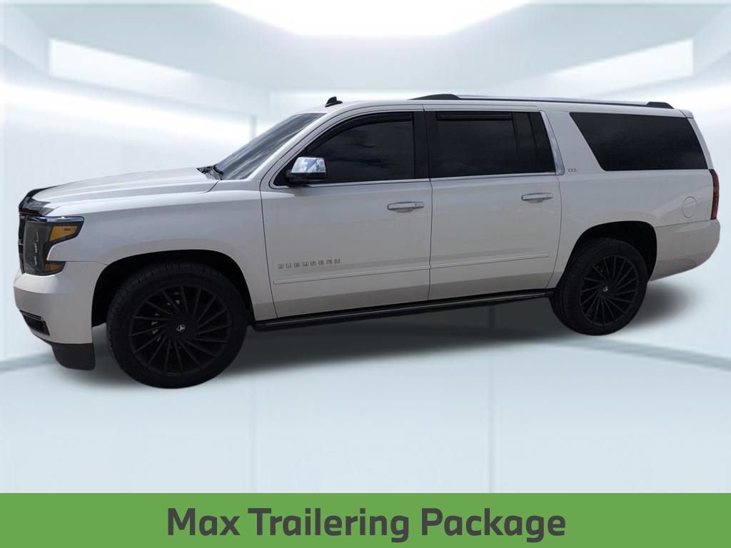 Used 2015 Chevrolet Suburban LTZ RWD image 5