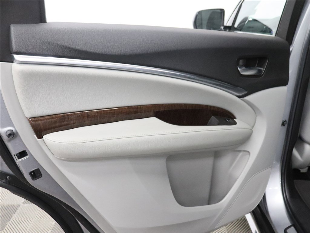 Used 2019 Acura MDX SH-AWD image 13