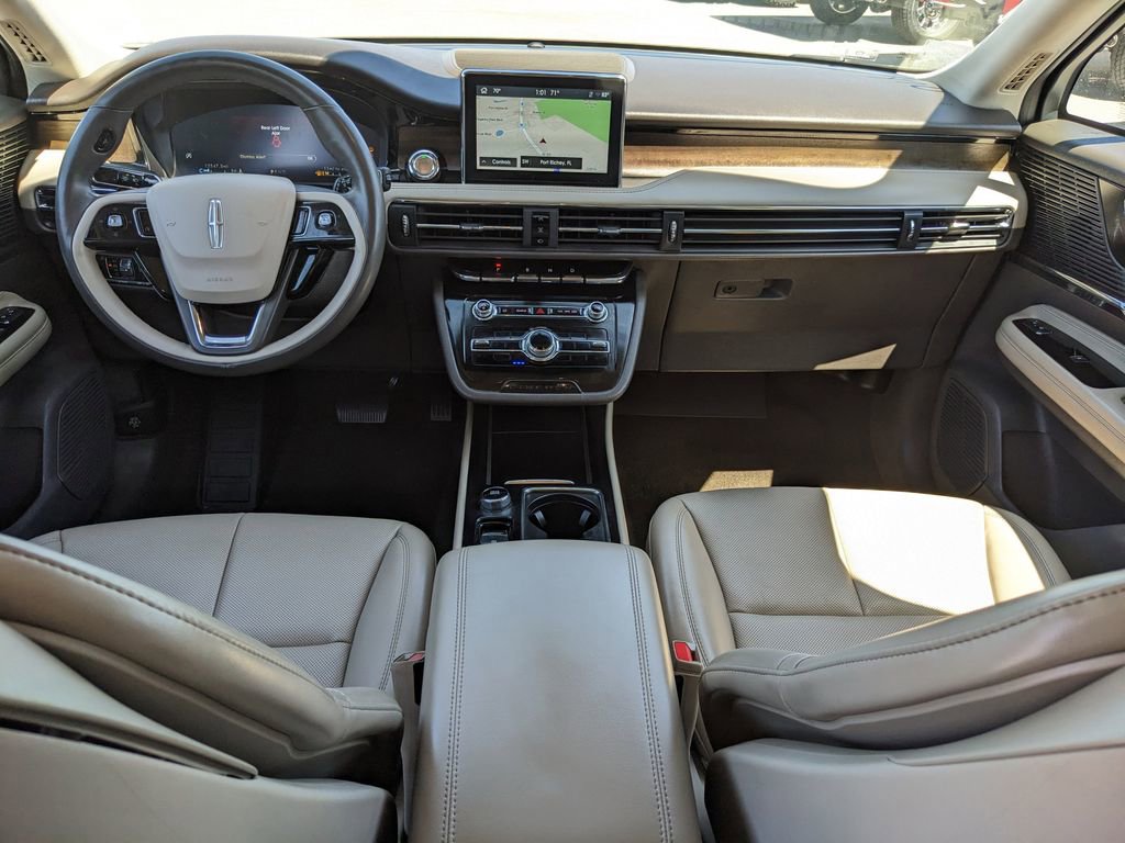 Used 2022 Lincoln Corsair Reserve w/ Elements Package image 14