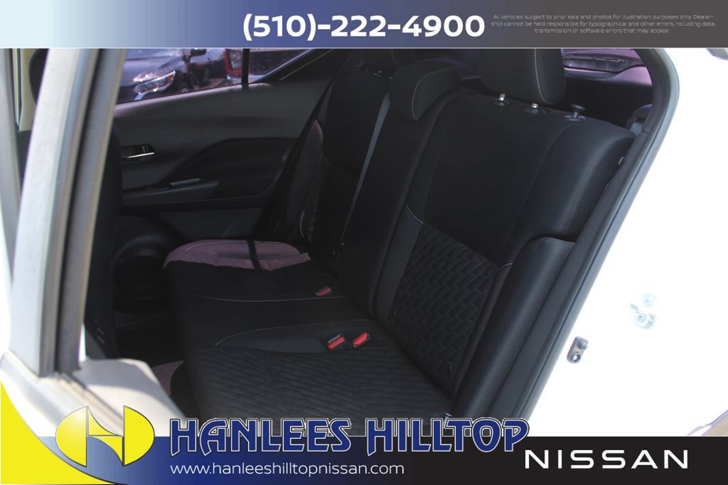 Used 2022 Nissan Kicks SV FWD image 13
