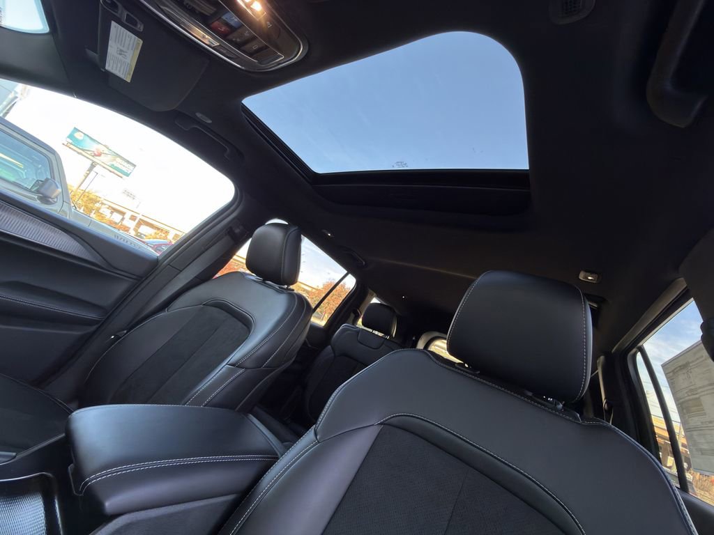 New 2025 Jeep Grand Cherokee L Altitude image 19