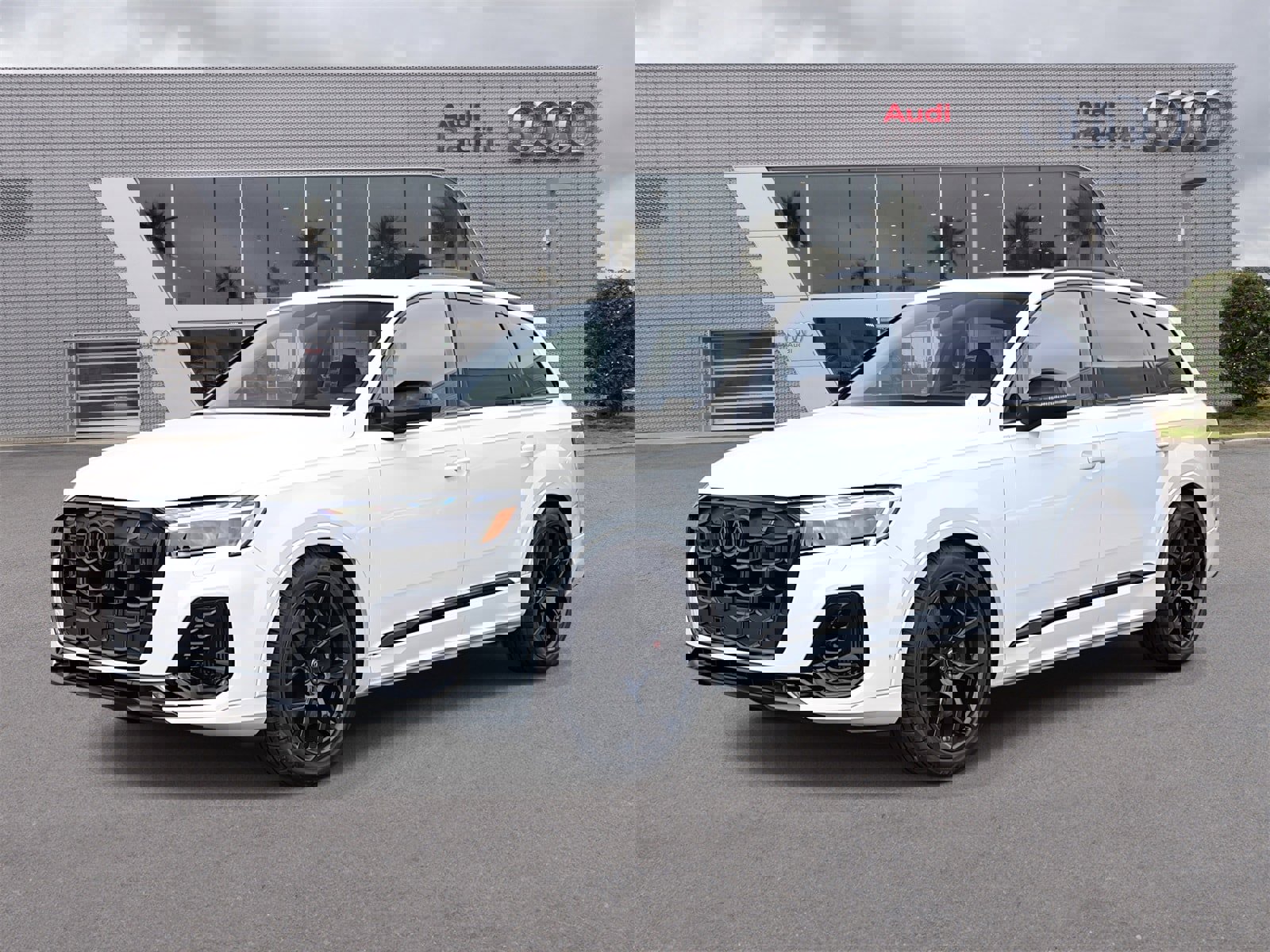 New 2025 Audi SQ7 Prestige