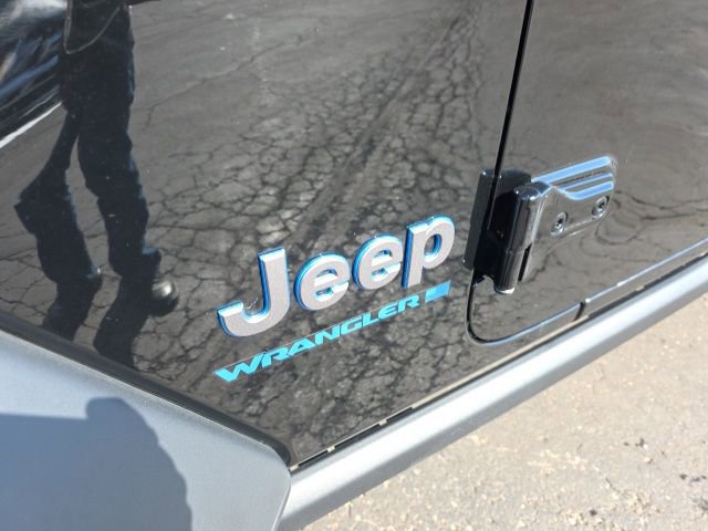 Used 2025 Jeep Wrangler Unlimited Rubicon 4xe w/ Safety Group image 16